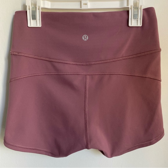 NWOT Lululemon In Movement Short Everlux 2.5" Figue 6 - Picture 3 of 5